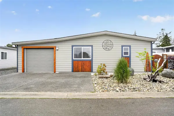 450 Stanford Ave E # 42, Parksville BC V9P 2S8