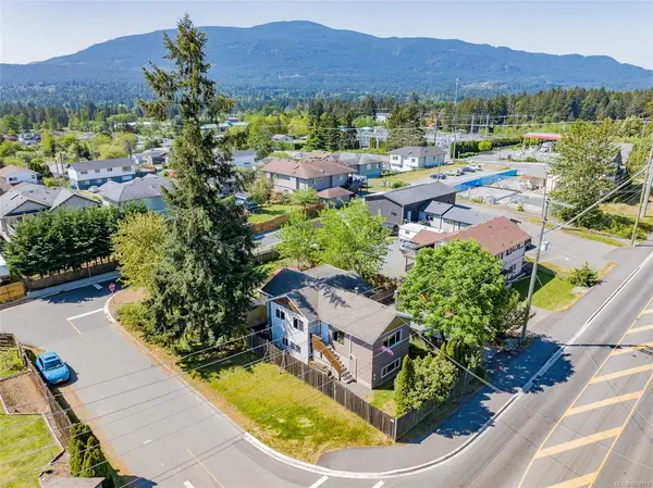 2237 Northfield Rd, Nanaimo BC V9S 3C3 - 3 bed, 2 bath in Nanaimo