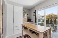 View 10