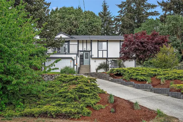 3042 Shoreview Dr, Langford BC V9B 4K6