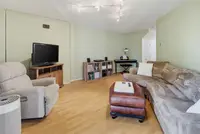 View 32