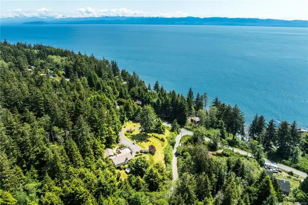 2623 Seaside Dr, Sooke BC V9Z 1G7