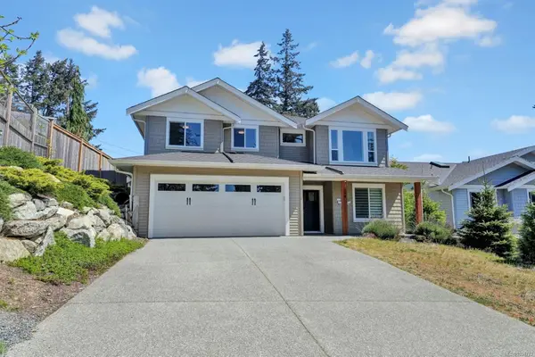 104 Golden Oaks Cres, Nanaimo BC V9T 0K8 - 6 bed, 4.0 bath in Nanaimo