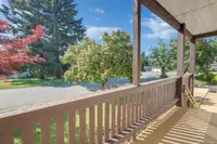 View 10