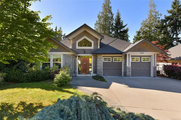2136 Champions Way, Langford BC V9B 0R9 - 5 bed, 4.0 bath in Langford