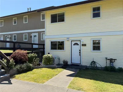 703 Nigei St, Port Alice BC V0N 2N0