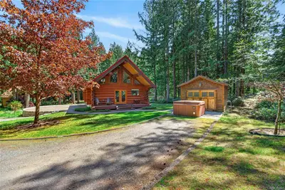 4425 Forbidden Plateau Rd, Courtenay BC V9J 1R2