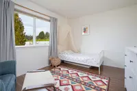 View 24