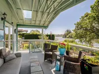 View 18