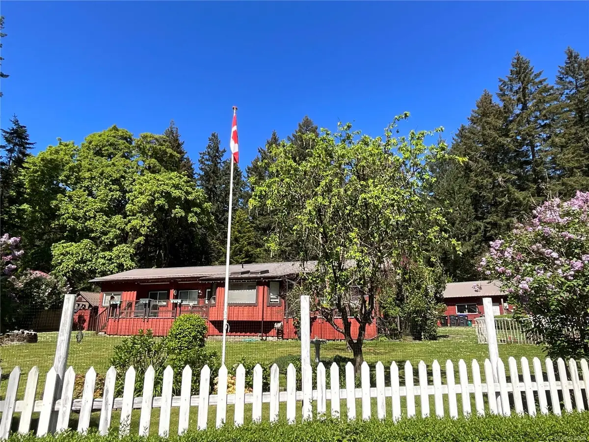 1855 Oyster Way, Gabriola Island BC V0R 1X6