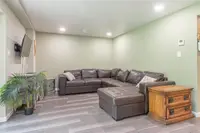 View 32