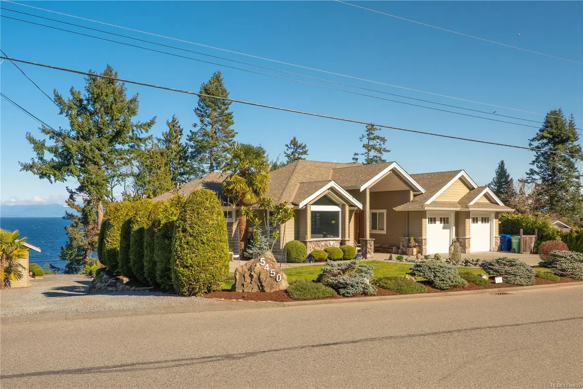 5450 Bayshore Dr, Nanaimo BC V9V 1G9