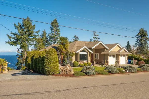 5450 Bayshore Dr, Nanaimo BC V9V 1G9 - 5 bed, 4 bath in Nanaimo