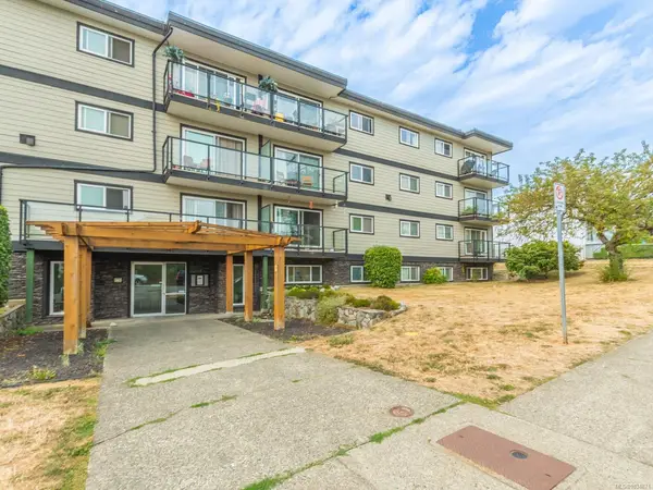 218 Bayview Ave # 303, Ladysmith BC V9G 1A4 - 1 bed, 1 bath in Ladysmith