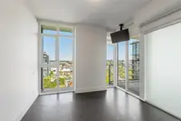 View 16