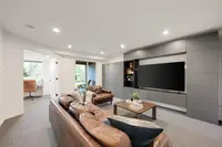 View 32