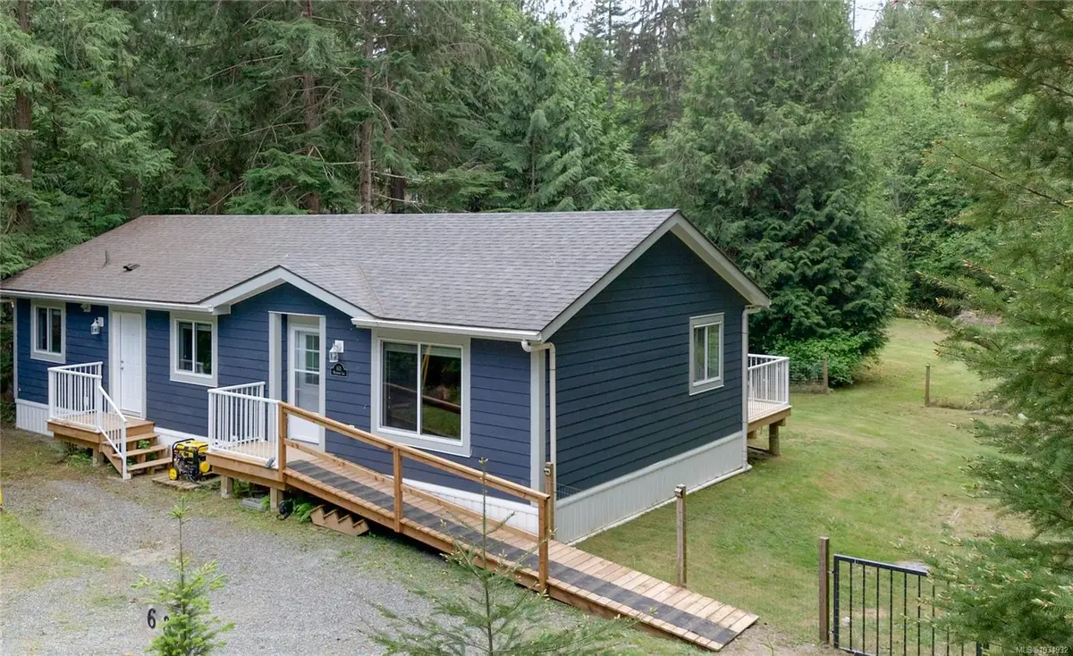 601 Wildwood Cres, Gabriola Island BC V0R 1X4