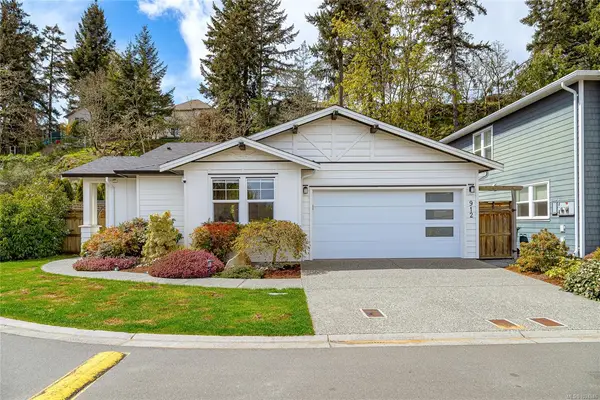 912 Randall Pl, Langford BC V9B 5W1
