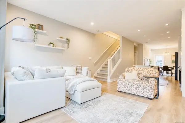 2816 Aster Crt, Langford BC V9B 7A7 - 3 bed, 3.0 bath in Langford