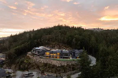 2332 Copper Rock Crt # 103, Langford BC V9B 0G4