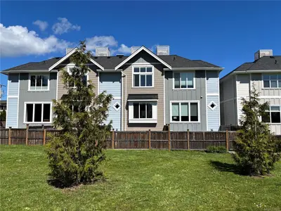 10480 Resthaven Dr # 13, Sidney BC V8L 3H7