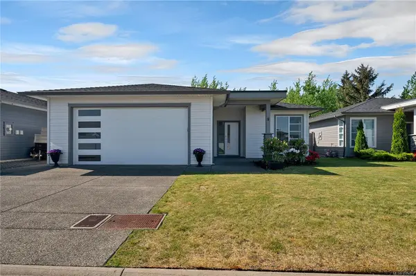 2161 Evergreen Rd # 8, Campbell River BC V9W 0C8 - 3 bed, 2 bath in Campbell River