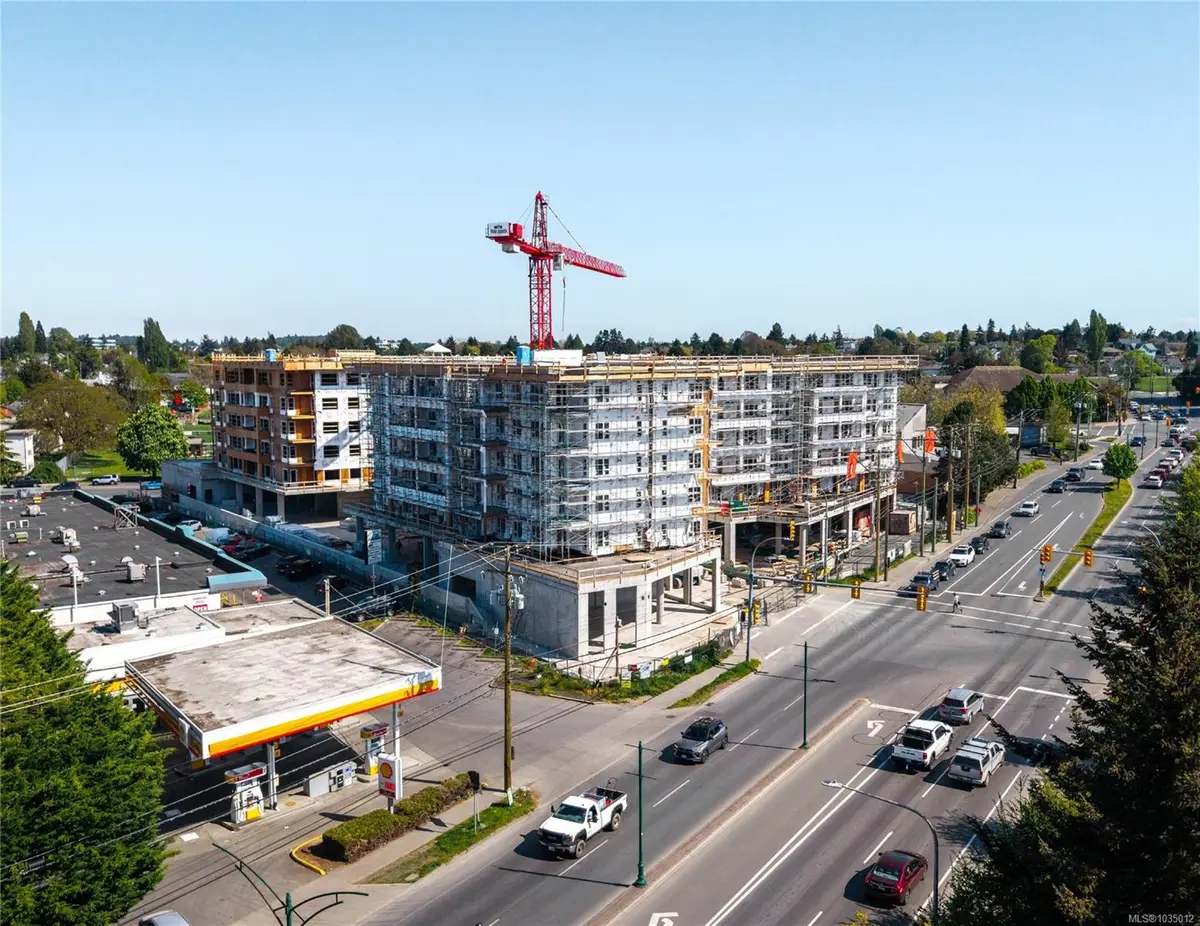 3400 Tillicum Rd # 4, Saanich BC V8Z 4H3