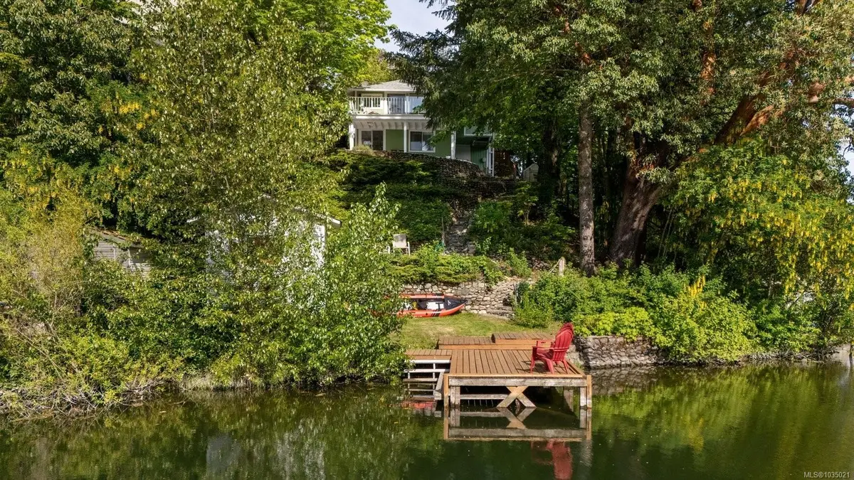 1055 Trillium Rd, Langford BC V9B 4G3