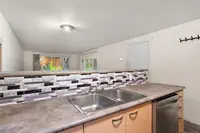 View 10