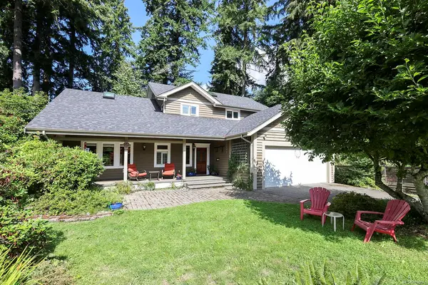 789 3RD St, Courtenay BC V9N 1E9