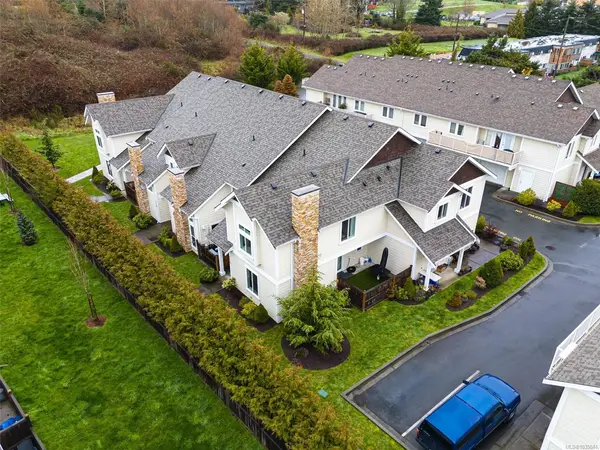 2038 Gatewood Rd # 114, Sooke BC V9Z 1L7