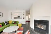 View 25