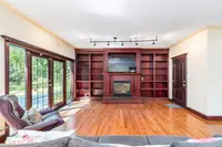 View 16