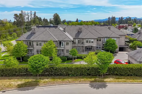 209-399 Wembley Rd, Parksville BC V9P 0A6