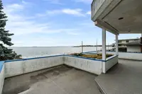 View 16