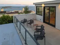 View 25