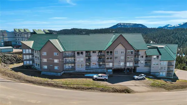 1201 Henry Rd # 407, Courtenay BC V9J 1L0
