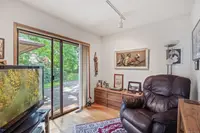 View 25