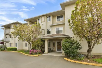 740 Trunk Rd # 105, Duncan BC V9L 2R6