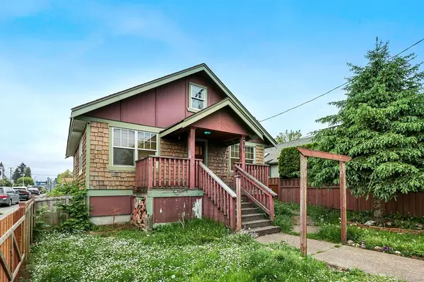 989 Fitzgerald Ave, Courtenay BC V9N 2R6 - 2 bed, 1.0 bath in Courtenay