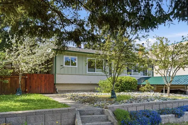 1370 Graham Cres, Nanaimo BC V9S 2E3
