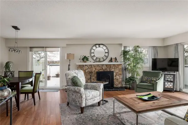 3962 Cedar Hill Rd # 116, Saanich BC V8N 3B8
