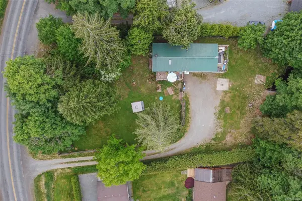 4547 Cowichan Lake Rd, Duncan BC V9L 5J4 - 1 bed, 2 bath in Duncan
