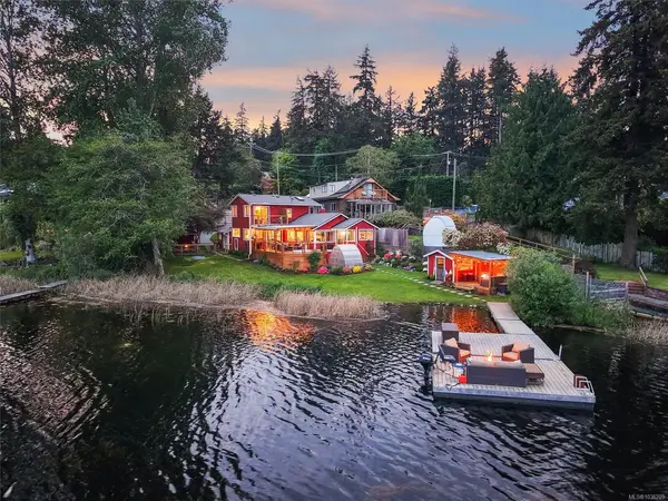 4921 Prospect Ave, Saanich BC V9E 1J5