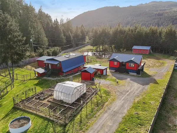 2945 Laverock Rd, Shawnigan Lake BC V8H 2E4