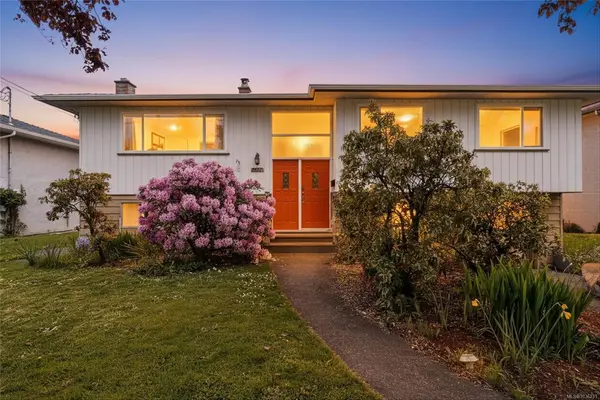 3917 Ansell Rd, Saanich BC V8P 4W1