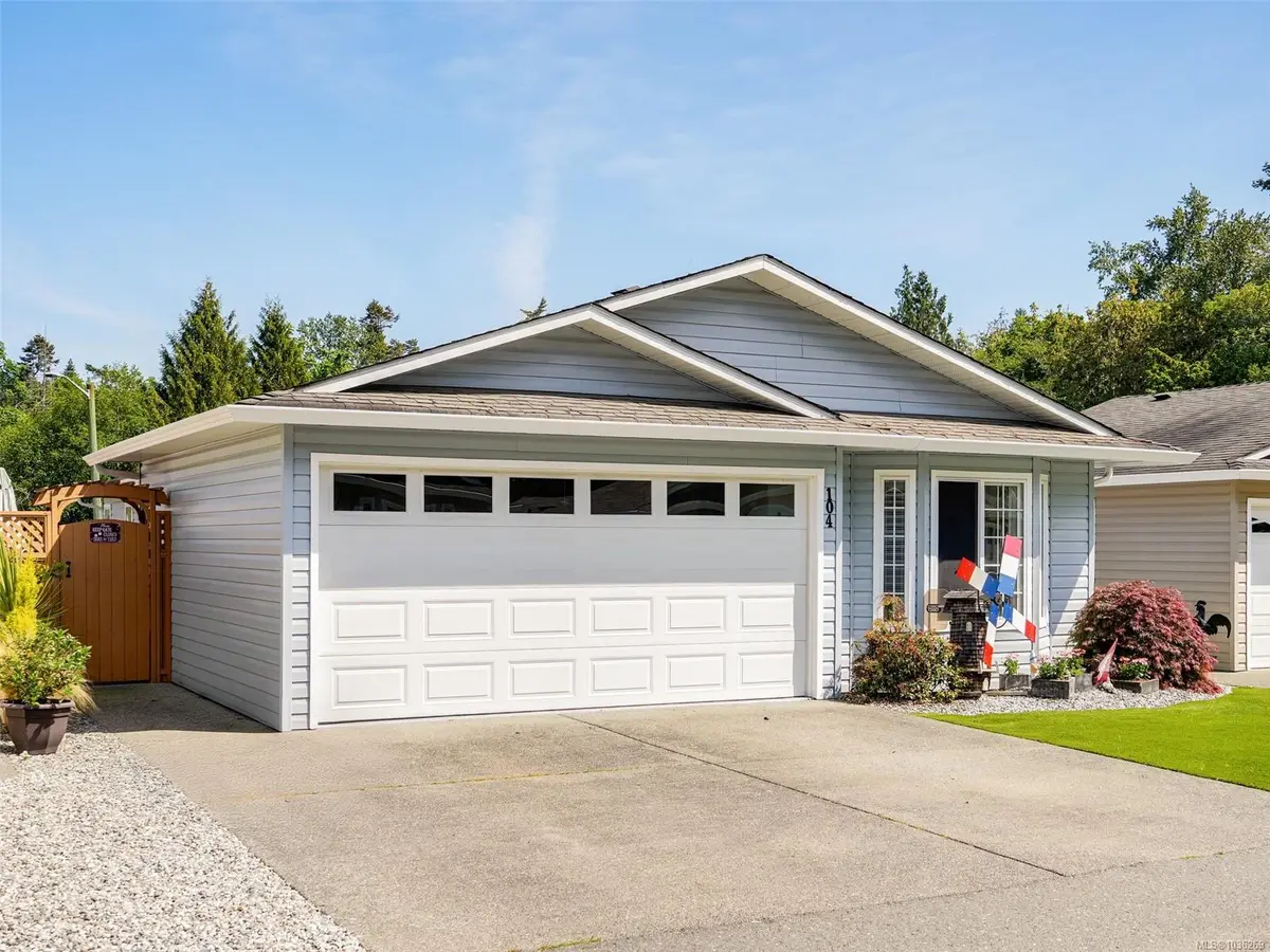 7570 Tetayut Rd #104, Central Saanich BC V8M 2H4
