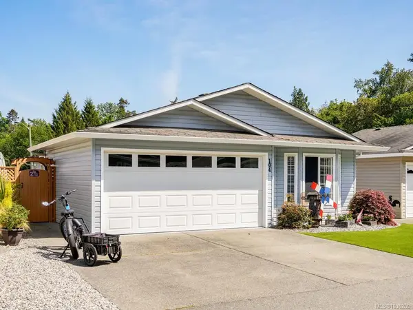 7570 Tetayut Rd # 104, Central Saanich BC V8M 2H4