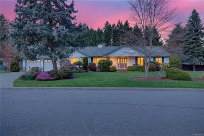 2257 Tarn Pl, Duncan BC V9L 5E7