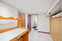 View 32